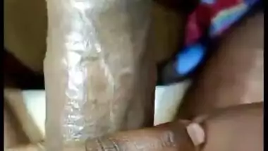 DESI GIRL OIL PLAY on HANDJOB AND BLOWJOB