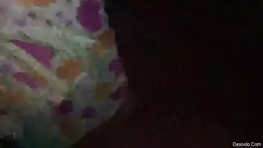 Desi aunty secret sex affair with neighbor uncle