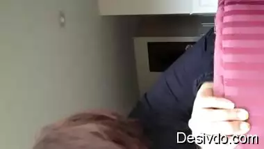 Waaah very very beautiful indian Rich aunty seducing younger cousin boy