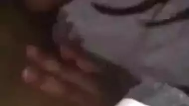 Indian Slut Sucking Cock - DesiPapa.com