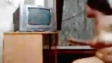 This woman is SEXY, I like the white bra and...