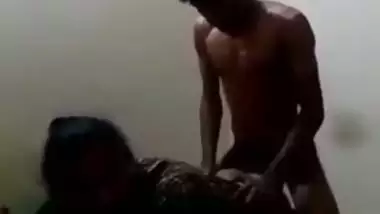 Indian aunty nude sex with neighbor young guy, Desi mms full sex video