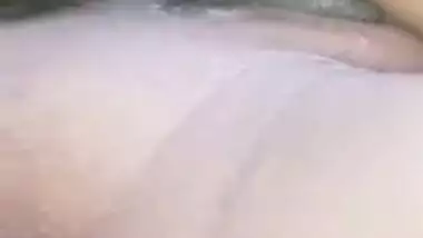 Desi Girl Fingering her Juciy Pussy and Ass