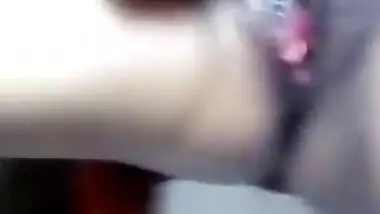 Desi wife Geeta Devi fingering and take bathroom selfie