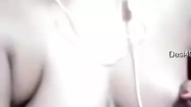 Sexy Paid Randi Showing Her Boobs And Pussy