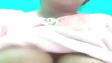 Moti boobed desi bhabhi full nude video