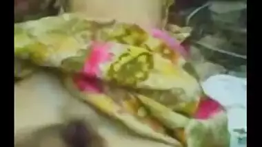 Romantic Indian village girl outdoor xxxvidio mms clip