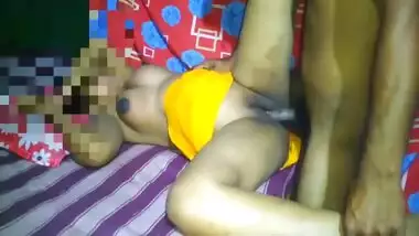 Desi Bhabhi - Bhabhi Ko Devar Paisa Dekar Khoob Choda In Hindi