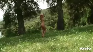 Xjona.com vid03desi