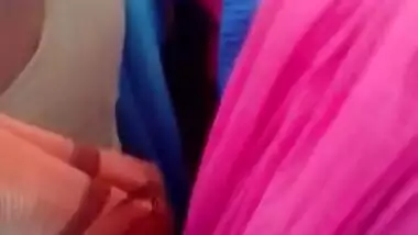 Tamil young girl hot view in bus 