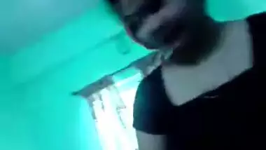 Desi Punjabi Bhabhi Shower - Movies.