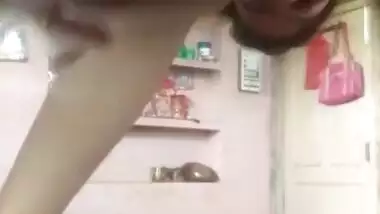Desi Village Girl Shows her boobs and Pussy