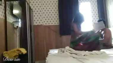 MMS Scandals Of Sexy Delhi Wife During Her Honeymoon