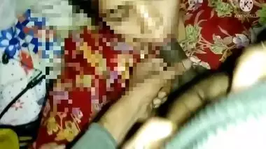 Li Ya In Wife Ne Lund Chus Kr Pura Maal Apne Ander