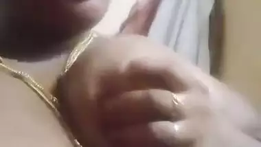 Unsatisfied Tamil aunty huge boobs South sex MMS