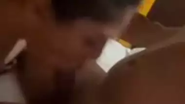 Viral mallu girl sucking big dick of boyfriend
