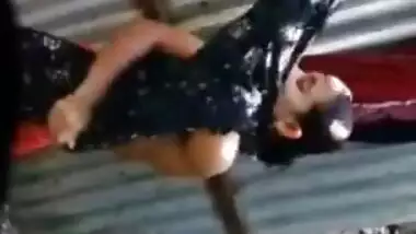 Desi Village Bhabi After Bath Changing Secretly Captured