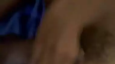 Amateur Indian Desi Office Girl Rubs Co-worker’s Dick On Hairy Pussy