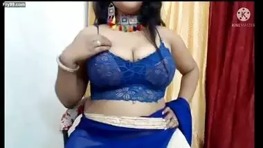 Blue saree hot looks during sexy dance on camera