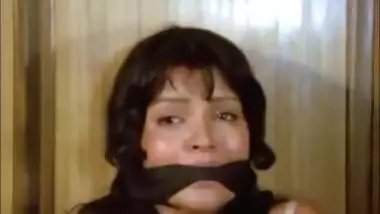 Zeenat Aman Fucked By a Basterd Guy