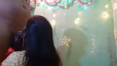 Desi horny Bhabhi giving blowjob