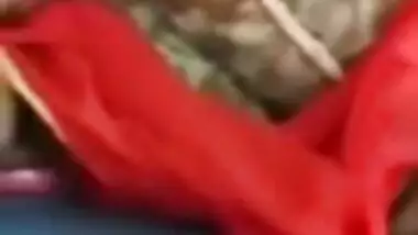 Tamil aunty hot boobs cleavage in train