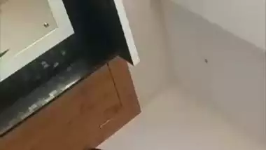 Mature mom boobs show caught by incest son viral clip