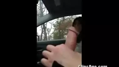 Manali girlfriend outdoor blowjob during road trip!