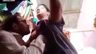 Aunty Boobs Sucked By Tailor In Tailor Shop