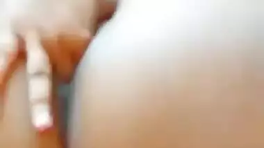 Beautiful Unsatisfied Bhabi Fingering