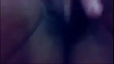 Slutty college girl satisfies her boyfriend on a trip to goa