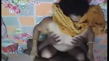 Unable to pay the bills desi bhabhi receives drilled by the landlord