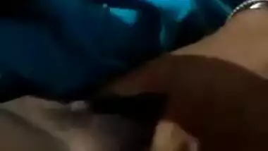 Tamil housewife in nature's garb MMS selfie episode