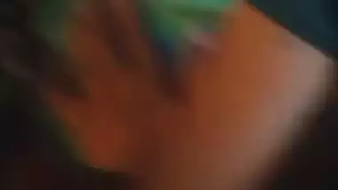 Horny man fucks a desi randi in a plastic hut on the road