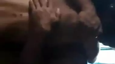 Desi guy fucking his GF for first time spy video