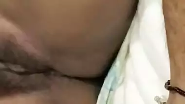 Sleeping Wife Pussy Show Mms Video