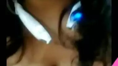 Desi aunty fingering pussy selfie cam video
