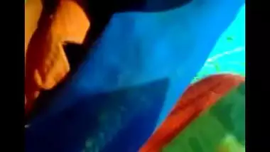 Punjabi village maid outdoor fuck with paddy owner
