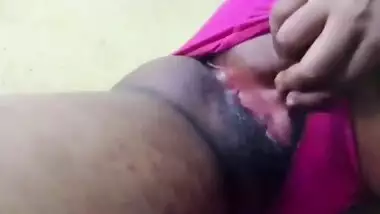 Sri Lankan In Tik Tok Girl Hot Fun ටික් ටොක් කෙල්ල තනියම අතේගහලා ගත්ත සැප (අතිශයින්ම කෙල්ලන්ට පමණයි)