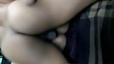 Newly married Gujarati bhabhi’s Indian porn mms scandal