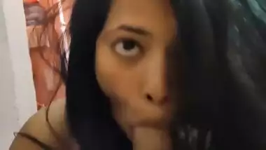Horny Bhabhi Blowjob and Cum