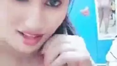 Swathi Naidu Making A Selfie Masturbation Video
