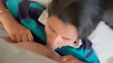 Young girl enjoys cock sucking in the Indian sex video