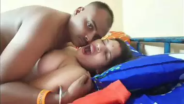 Dehati Bhabhi’s hard chudai in the bed by her Devar