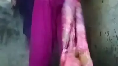 Village girl pissing and bathing unseen desi xxx