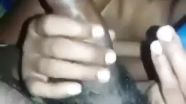 Horny desi wife playing with hubbys thick cock