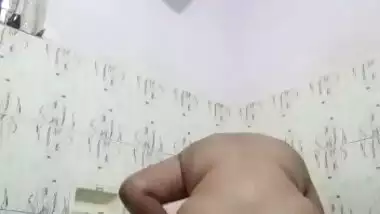 Mallu aunty school teacher nude selfie viral MMS