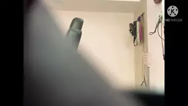 Indian girl nude dressing caught in