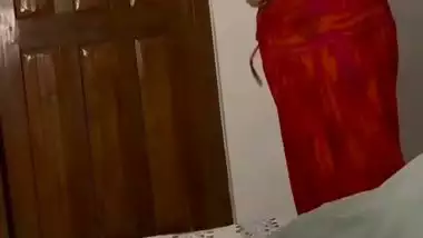 Huge tits MILF pics and nude videos before viral sex