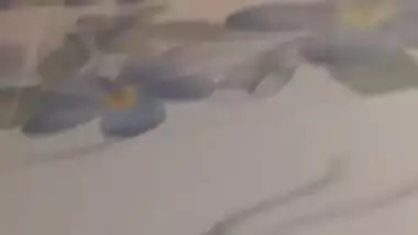 Indian wife Mohini took her pussy in a vibretor and blowjob edgonised after me hubby pulled his cum in her mouth after the siren bathed